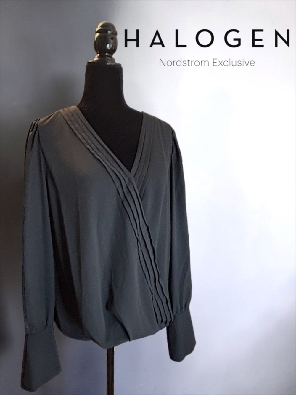 Halogen Women's Black Faux Wrap V-neck Pleated Long Sleeve Blouse Top Siez L - Picture 2 of 9